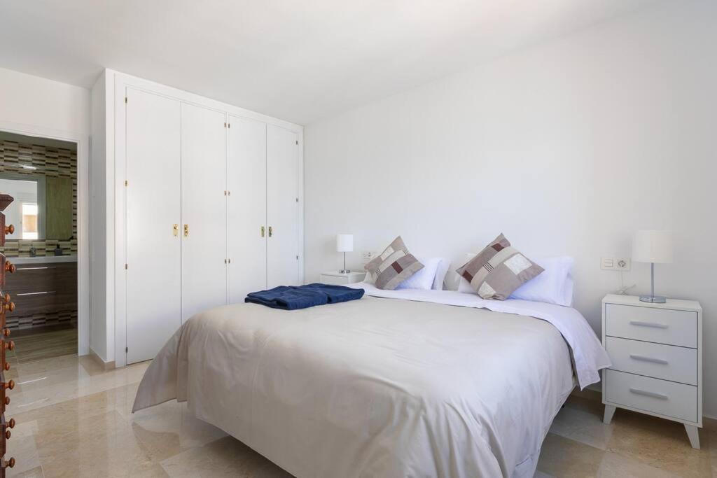 Seaview Estepona Marine Port With Pools 외부 사진