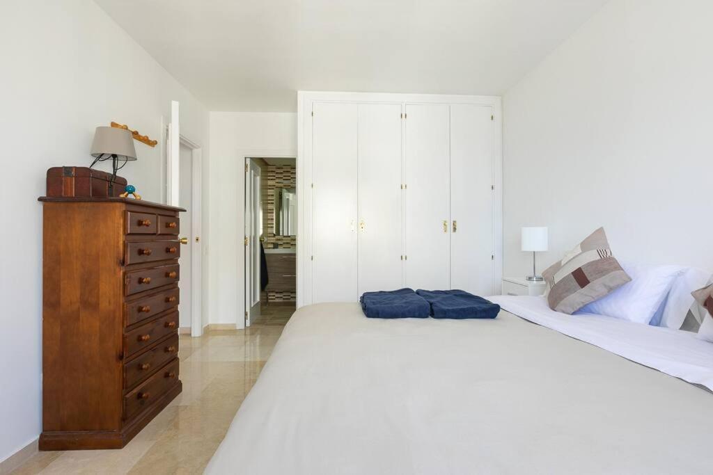 Seaview Estepona Marine Port With Pools 외부 사진